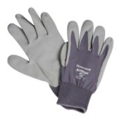 77 x Pairs of Nitri Task Foam General Purpose Gloves Size 11 - CL185 - Ref: NO/NFF13/11/P14 - New