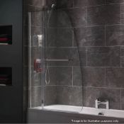 1 x 8mm Luxury Bath Screen - CDS1003 - Dimensions: 950 x 1440 x 8mm - Ref: GMB014 - CL190 - Unused