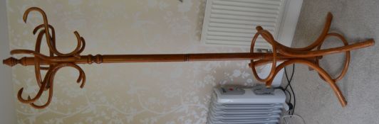 1 x Solid Wooden Coat Stand - CL226 - Location: Knutsford WA16 - NO VAT ON THE HAMMER