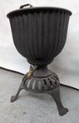 1 x Reclaimed Antique Cast Iron SAMOVAR / TEA URN - Dimensions: H70, Diameter 48cm - Ref VI004 - CL1