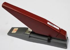 1 x Rexel Giant Heavy Duty Office Stapler - CL011 - Ref IT237 - Location: Altrincham WA14