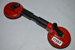 1 x Clarke Twin Suction Lifter - CL011 - Ref IT337 - Location: Altrincham WA14