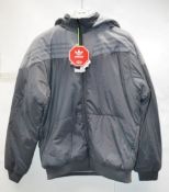 1 x Mens Branded Padded Tracksuit With Lined Pants And Removable Hood - Size: UK XL - Colour: Grey -
