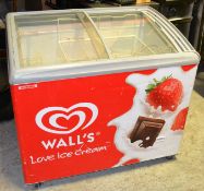 1 x AHT Rio S 100 Display Ice Cream Freezer - 100x65x88cm - Ref: HA111 - CL261 - Location:
