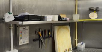 1 x Commercial Kitchen Wall Mounted Shelf - Stainless Steel - W210 x D30 cms - CL180 - Ref IC221 -