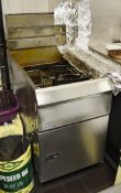 1 x Pifco Frialator Gas Powered Two Basket Fryer - Stainless Steel Finish - CL180 - Dimensions H89 x