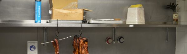 1 x Commercial Kitchen Wall Mounted Shelf - Stainless Steel - W295 x D30 cms - CL180 - Ref IC225 -
