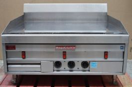 1 x Magikitch'n MKE36 Electric Countertop Griddle - Features Tapered Splashback, Heavy Duty