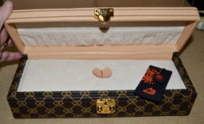 1 x AB Collezioni Italian Luxury Leather Watch Box Travel Case - Features 6 x Lined Compartments -