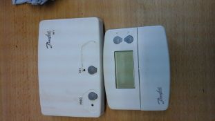 Danfoss TP5000S1 Programmable Room Stat