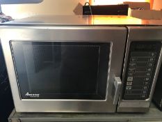 Amana Commercial Microwave UHDC5182
