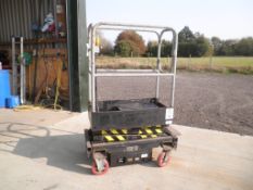 Pop-up Scissor Lift