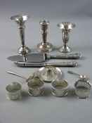 A PARCEL OF MIXED SILVER ITEMS - a 925 silver model of a Mexican sombrero, 0.5 troy oz, four non-