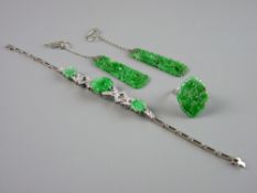 A PLATINUM JADE & DIAMOND ENSEMBLE OF BRACELET, pair of long tablet drop earrings and a dress