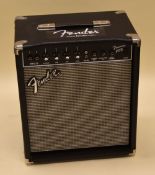 A FENDER FRONTMAN 25B AMPLIFIER