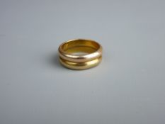 A FIFTEEN CARAT GOLD DOUBLE BAND WEDDING RING, 7.2 grms