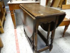 A good oak drop leaf table