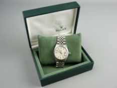 A GENT'S STAINLESS STEEL ENCASED ROLEX OYSTER PERPETUAL DATEJUST WRISTWATCH with expanding Rolex