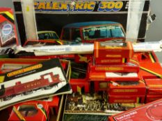 HORNBY RAILWAYS boxed Silver Jubilee Pullman set, along with other boxed carriages, rolling stock,