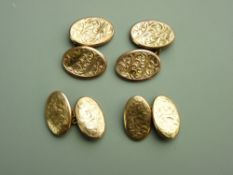 TWO PAIRS OF BRIGHT CUT OVAL NINE CARAT GOLD CUFFLINKS, 5 grms