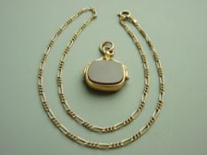 A NINE CARAT GOLD CURB LINK CHAIN, approximately 47 cms long and having a fifteen carat gold