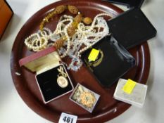 Small parcel of costume jewellery including pearls & other bead necklaces