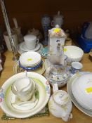 A quantity of mixed pottery & china