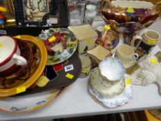 A parcel of mixed pottery & china