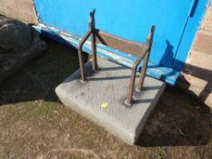 Boot scraper (outside)