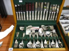 Good canteen of King's pattern all metal cutlery