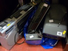 Parcel of small electricals including retro portable TV, ghetto blaster E/T