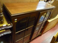 Two door floorstanding china cabinet