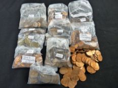 Large parcel of pre-1950 British farthings and other bronze coinage