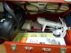 Vintage picnic box with miscellaneous contents and a cased set of bowls