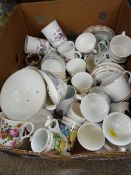 Parcel of mixed tea mugs and cups etc