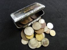 Papier mache lidded snuff box 'A Present from Rhyl' with abalone border to the lid and quantity of