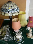 Parcel of table lamps including a large Tiffany style floral lamp