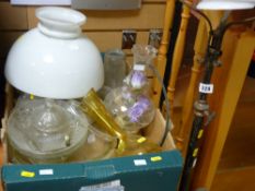 Vintage metal rise and fall oil lamp stand with a box of miscellaneous glass shades and other