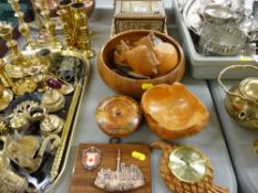 A parcel of treen ware