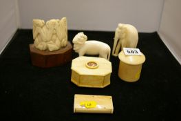 Decorative items of bone / ivory