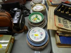 Ornamental plates & similar items