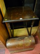 A square-top oak side table & a vintage cased Singer sewing machine