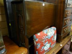 An Edwardian mahogany Sutherland table & an upholstered top foot stool