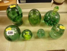 A quantity of paperweights & dumps