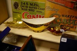 A Carltonware Rouge Royale table lighter & two other items of lustreware