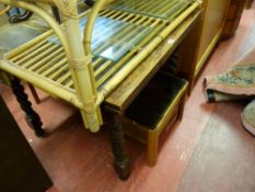 Barley twist draw leaf dining table with five dining chairs (non-matching)