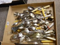 Quantity of loose cutlery