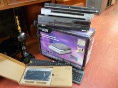 Parcel of computer equipment and DVD players E/T