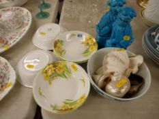 Six Shelley 'Jonquil' breakfast bowls, pair of turquoise coloured temple lion figures, quantity of