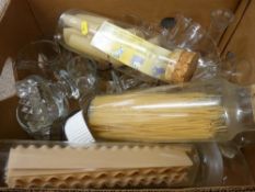 Box of mixed glassware